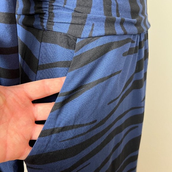 Boden Abigail Dress 6P Navy Blue Zebra Pattern Jersey Stretch Knit Long Sleeve - Picture 7 of 13